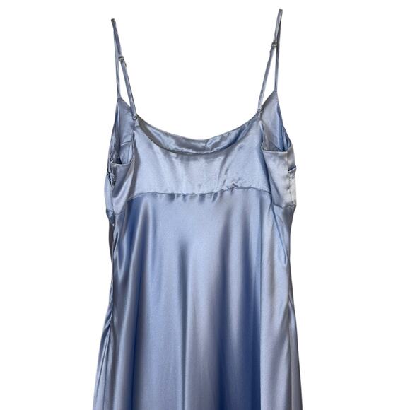 Fleur Du Mal, NWT Women’s Ruched Bust Dress in Cloud, Satin Midi - Blue, Medium - Picture 9 of 10